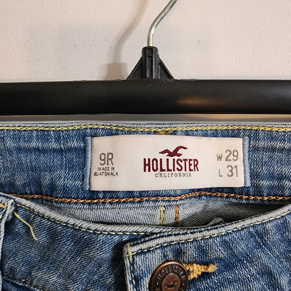 Hollister Blue Denim Jeans - Picture 2 of 6